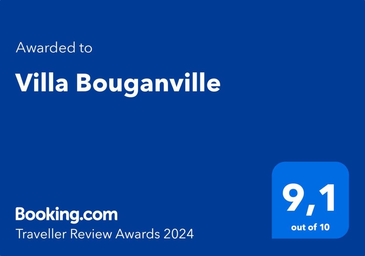 Villa Bouganville วัลเลดอเรีย ภายนอก รูปภาพ